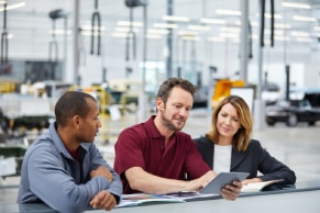 Calculating Labour Costs in Manufacturing: A How-to Guide
